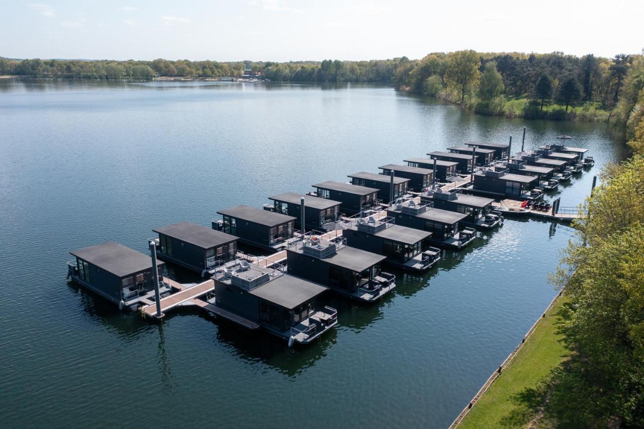 Houseboats Mookerplas Met Dakterras Middelaar Kültér fotó